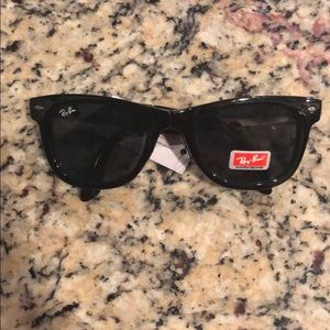 Ray ban for the foldable sunglasses